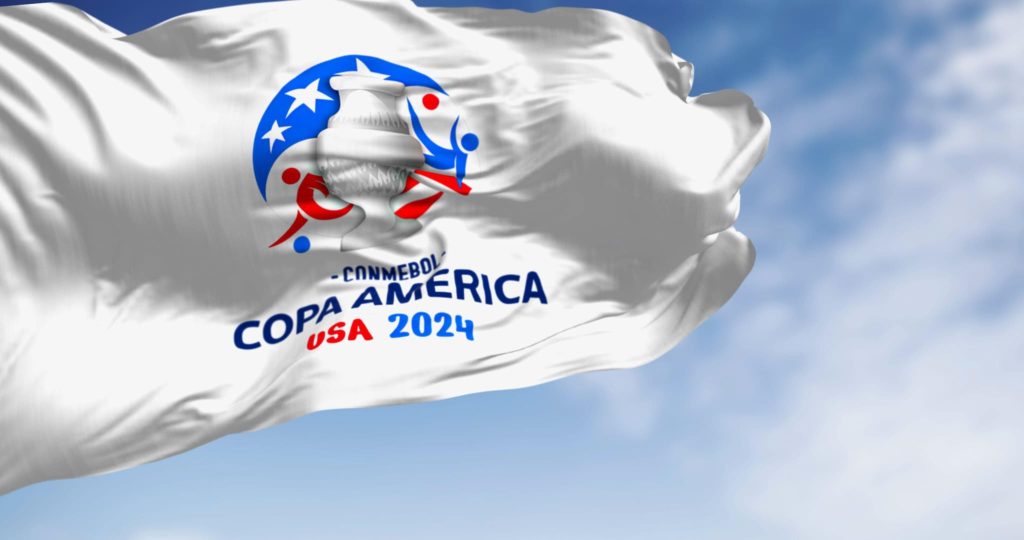 Miami, EUA, 3 de dezembro de 2023: Bandeira da Copa América EUA 2024. Campeonato internacional de futebol masculino. A edição de 2024 será sediada pelos EUA.