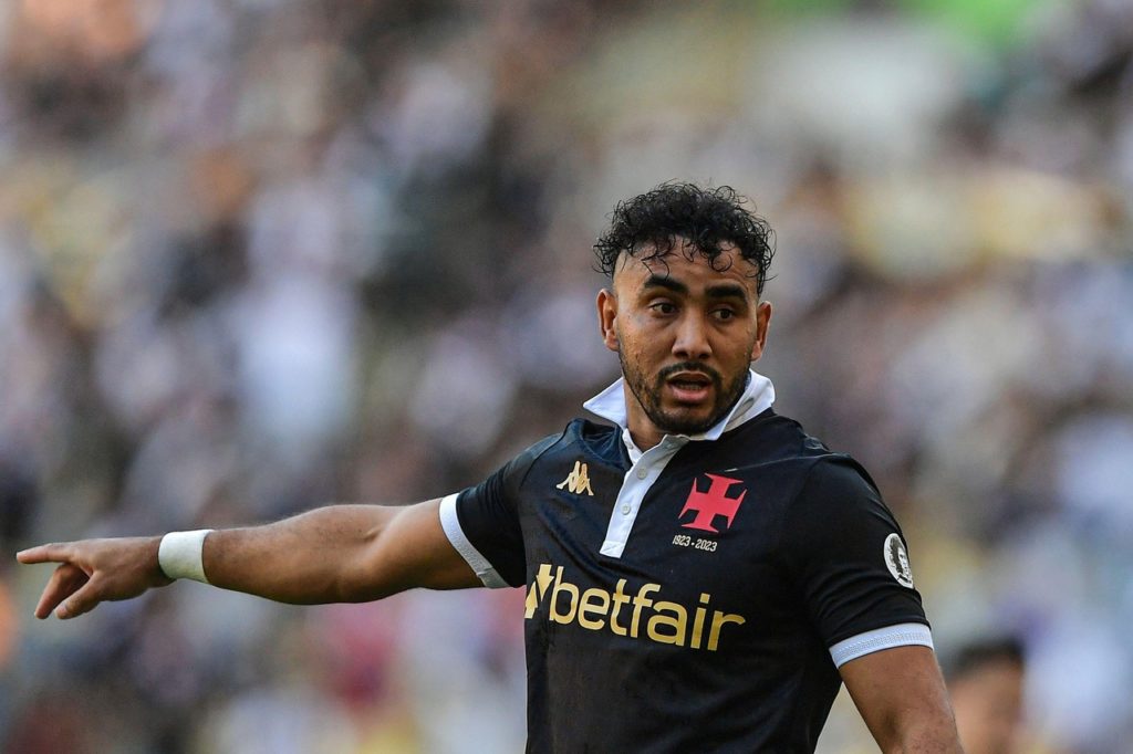 Payet-Vasco-Jogo-2X9TMJG Payet, do Vasco, orientando o time em um dos jogos do Brasileirão de 2024.