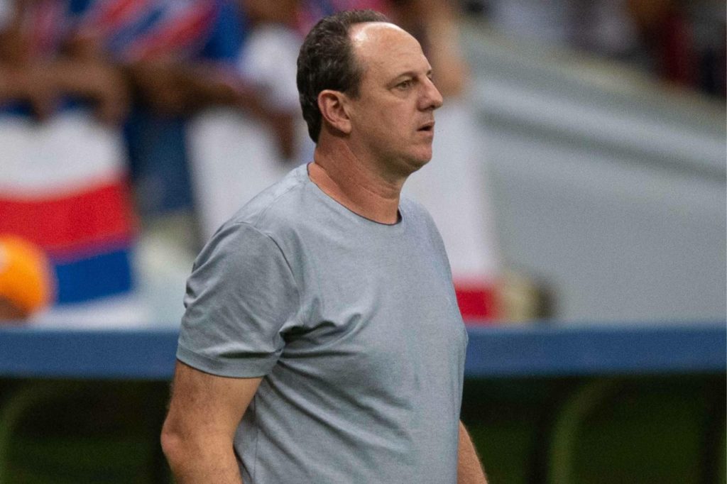 Rogerio-Ceni-Bahia-treinador-alamy2XFRC12 Técnico Rogério Ceni no comando do Bahia no Brasileirão