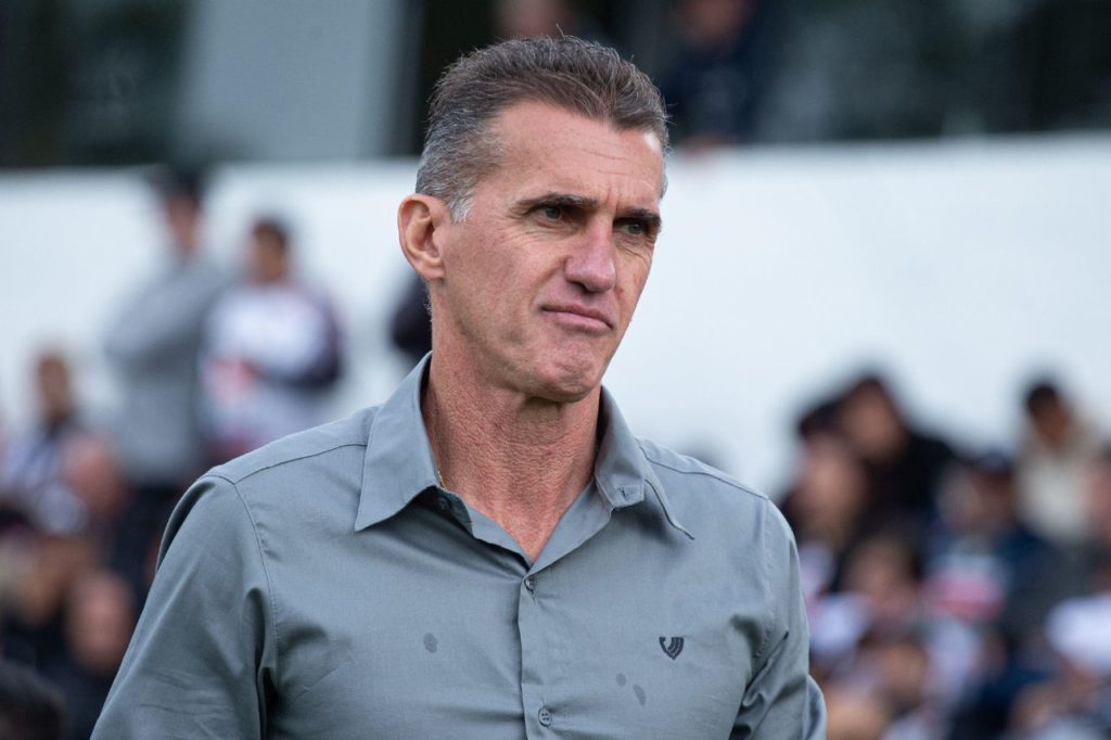 Vagner-Mancini-treinador-Atlético-GO-alamy2X7KW9G Técnico Vagner Mancini assume o Atlético-GO