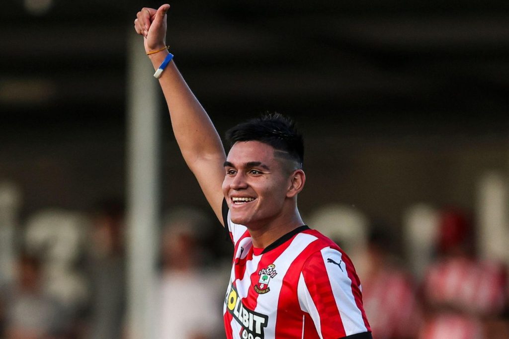 Carlos-Alcaraz-Southampton-jogo-alamy2XK9RH8 Meia Carlos Alcaraz em jogo do Southampton