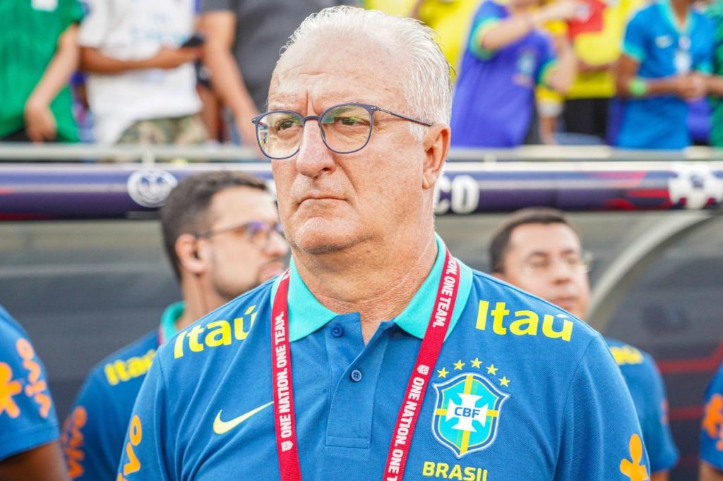 Dorival-Junior-treinador-Brasil-alamy2XC0DKB Técnico Dorival Júnior no comando da seleção brasileira