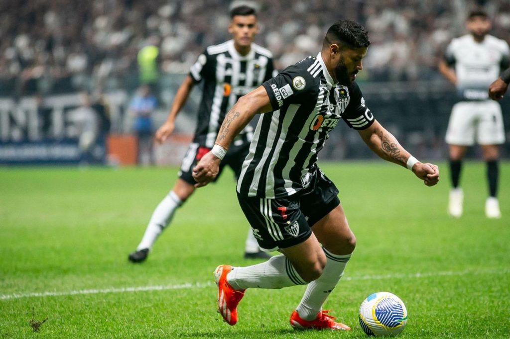 Hulk-Atlético-MG-jogo-alamy2XMKMGT Atacante Hulk em jogo do Atlético-MG