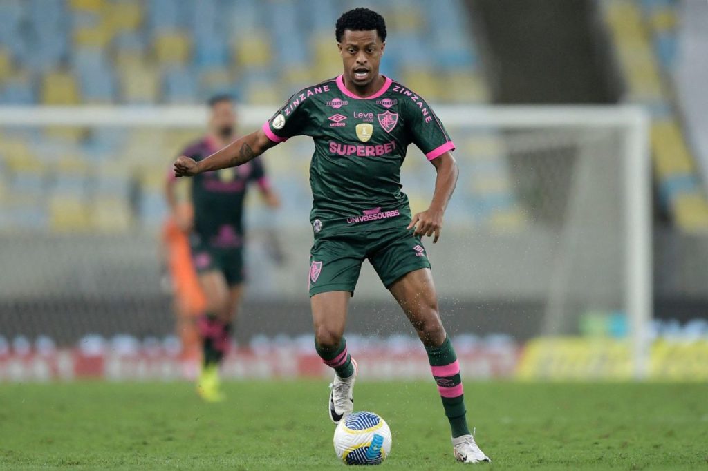 Keno-Fluminense-jogo-alamy2XW62R8 Atacante Keno em jogo do Fluminense no Brasileirão