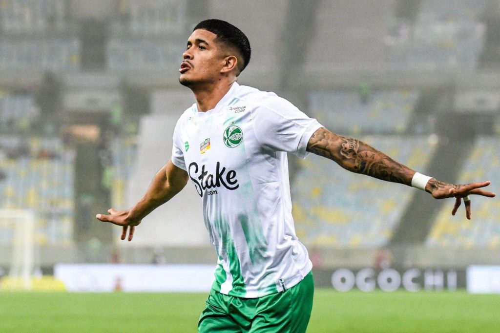 Lucas-Barbosa-Juventude-alamy2XPWCYE Atacante Lucas Barbosa comemora gol pelo Juventude