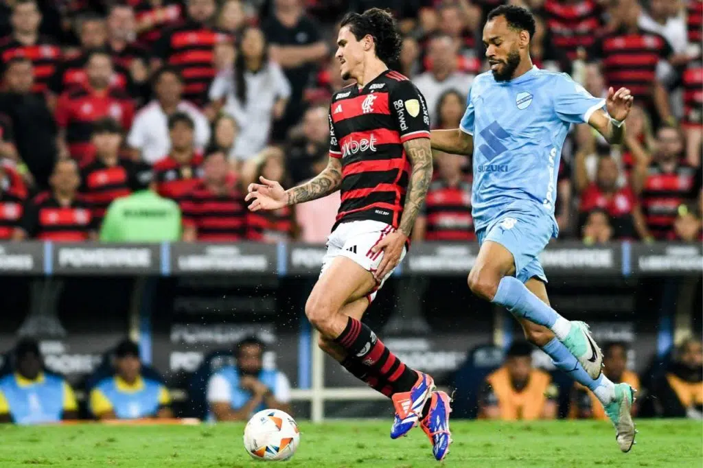 Pedro-Flamengo-lesão-jogo-alamy2XTRK5D Atacante Pedro sofre lesão na coxa em jogo do Flamengo contra o Bolívar pela Libertadores