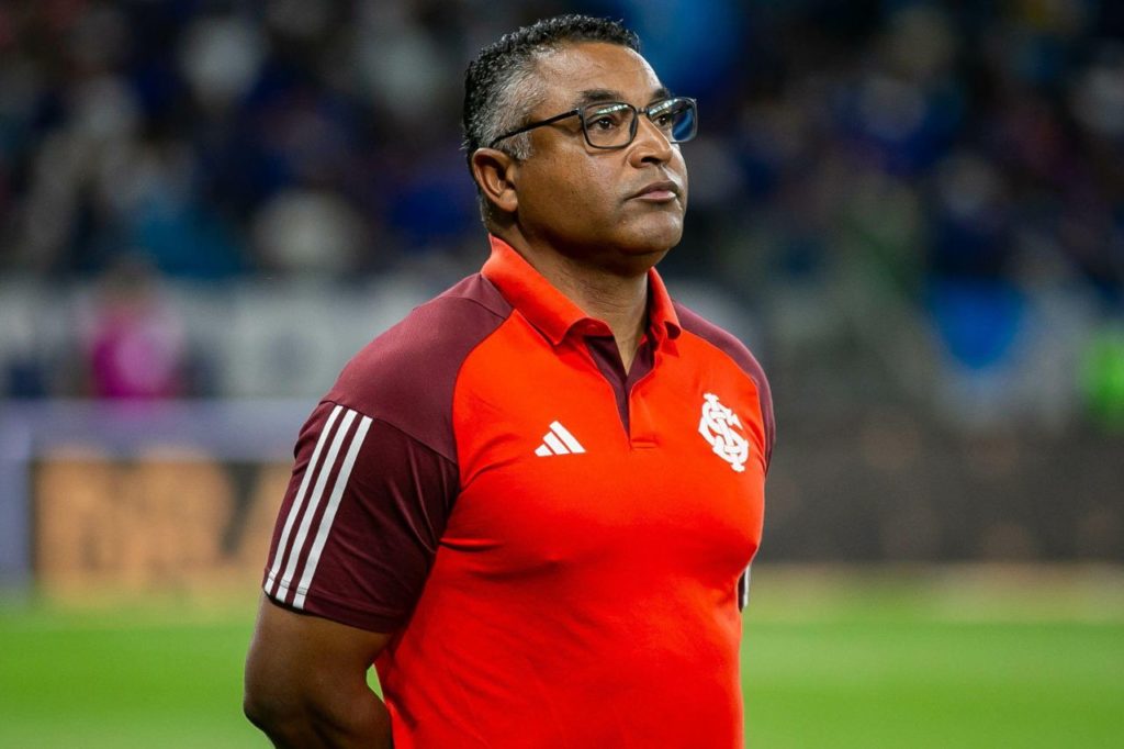 Roger-Machado-Inter-treinador-alamy2XYA8H8 Técnico Roger Machado no comando do Internacional no Brasileirão