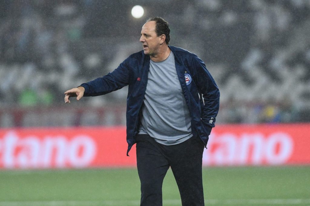 Rogerio-Ceni-Bahia-treinador-alamy2XN78AT Técnico Rogério Ceni no comando do Bahia no Brasileirão