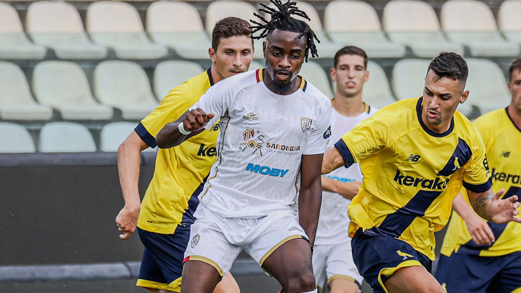 Antoine Makoumbou (Cagliari) Cagliari