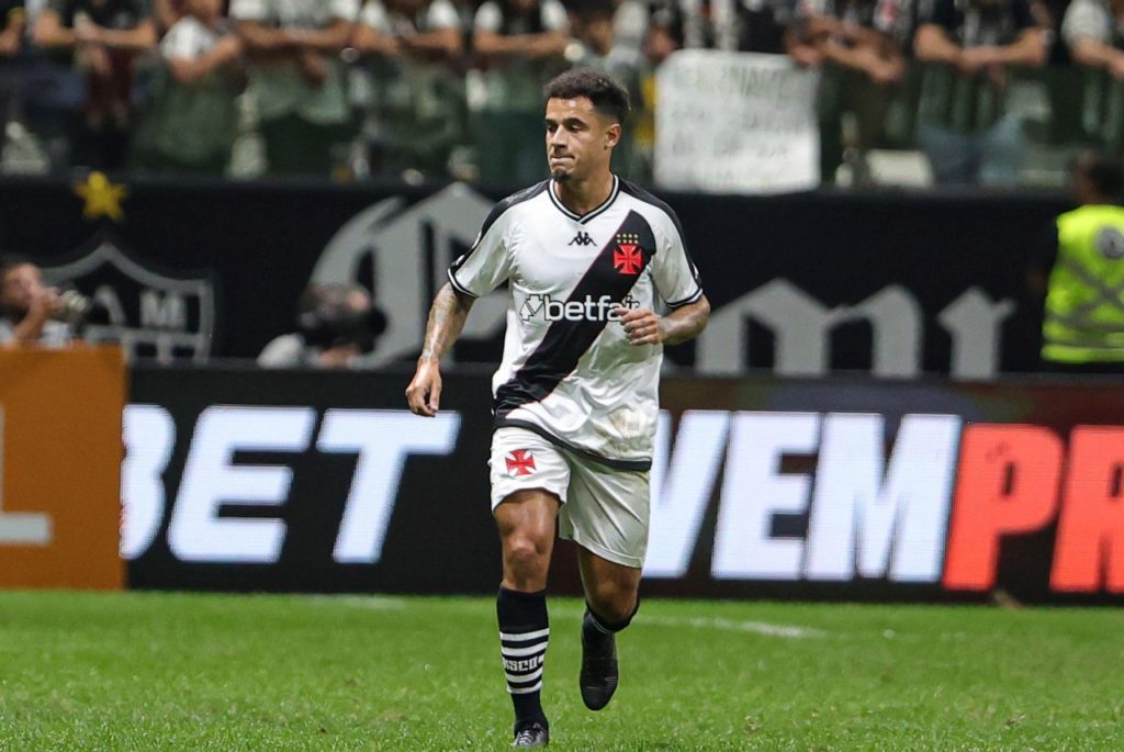 Vasco: Coutinho é dúvida e Piton fará teste para o clássico