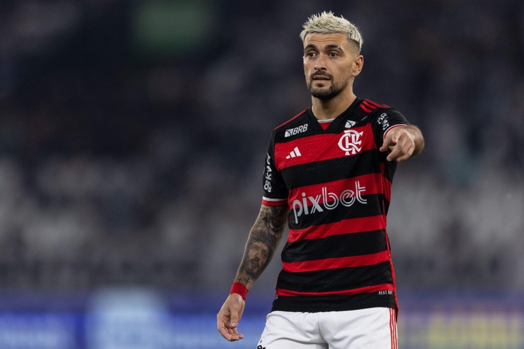 Flamengo: Tite deve promover estreia no clássico contra o Vasco