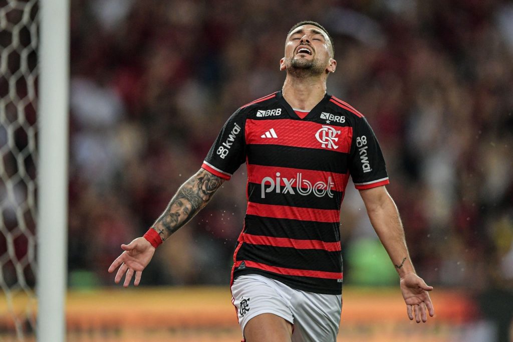 Flamengo vence o Bahia de novo e avança na Copa do Brasil
