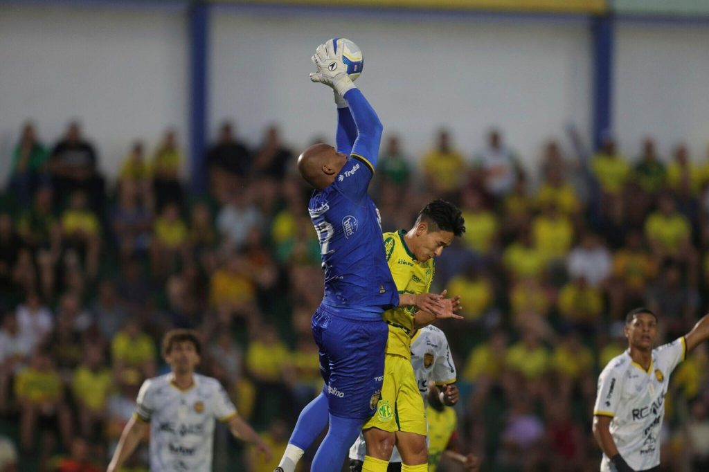 Mirassol tem gol anulado e fica no empate com o Amazonas