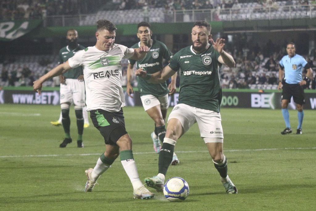 Coritiba e Goiás ficam no empate sem gols pela Série B