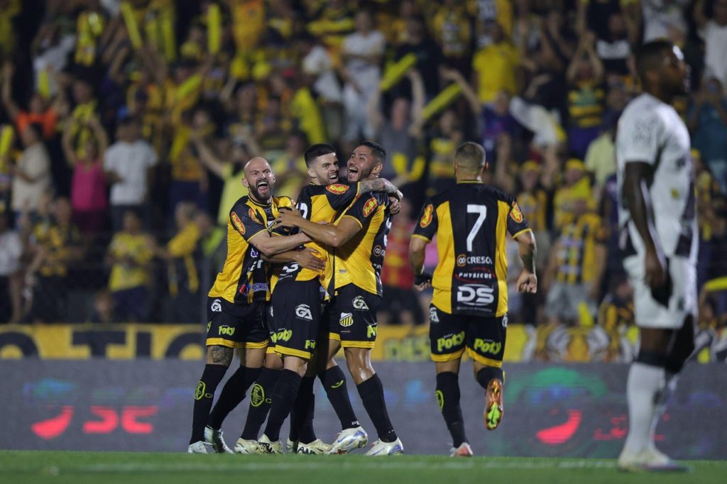 Novorizontino vence a Ponte e volta ser líder da Série B