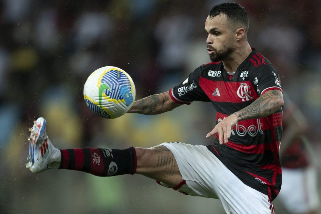 Michael-Flamengo-jogo-alamy2XXRBW6 Atacante Michael em jogo do Flamengo no Maracanã