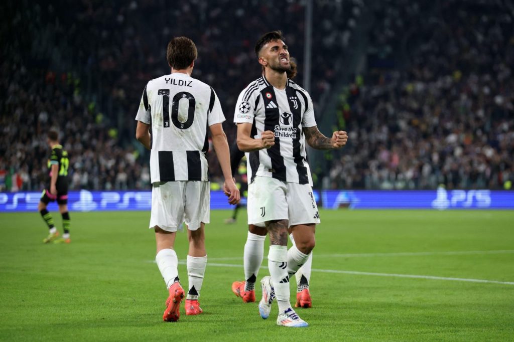 Juventus vence o PSV na estreia da Champions League
