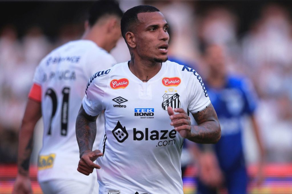 Santos tem dúvida no ataque para duelo com o América-MG