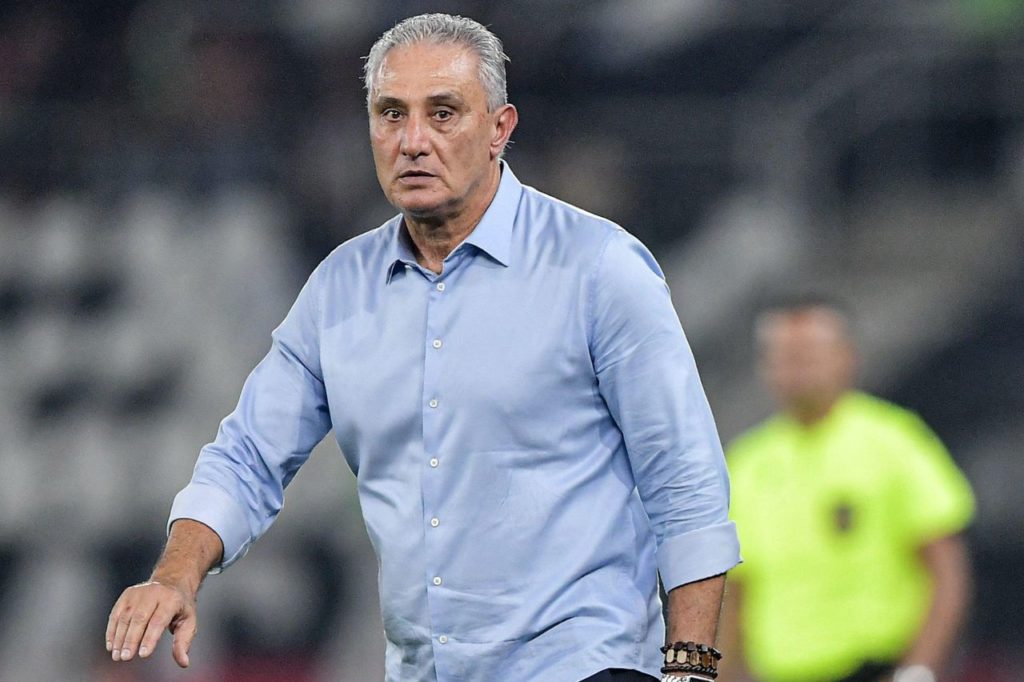 Tite-Flamengo-treinador-alamy2XWA7J7 Técnico Tite no comando do Flamengo