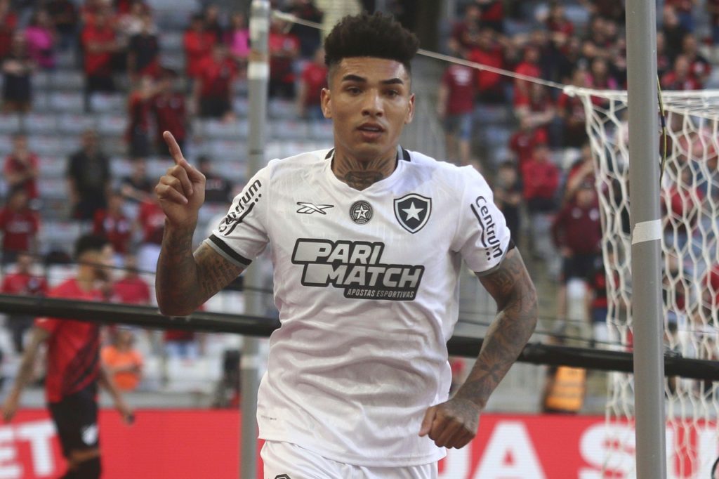 Igor-Jesus-Botafogo-Jogo-2Y8J6D9 Igor Jesus, do Botafogo, comemorando um dos gols do time na temporada de 2024.