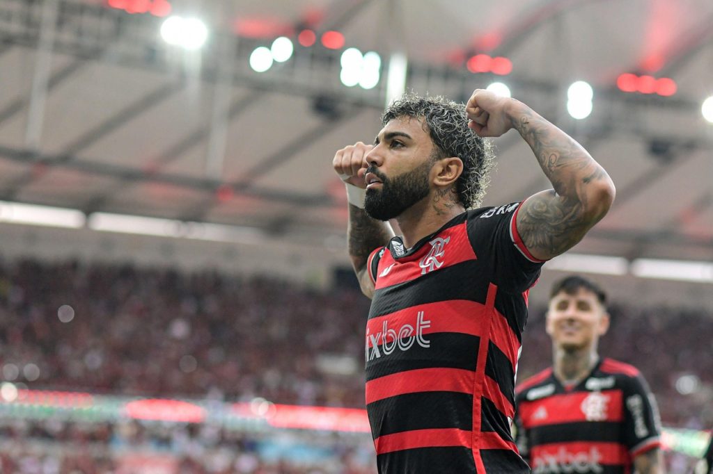 Gabigol-Flamengo-Jogo-2YDHNR8 Gabigol, do Flamengo, comemorando um dos gols marcados na temporada de 2024.