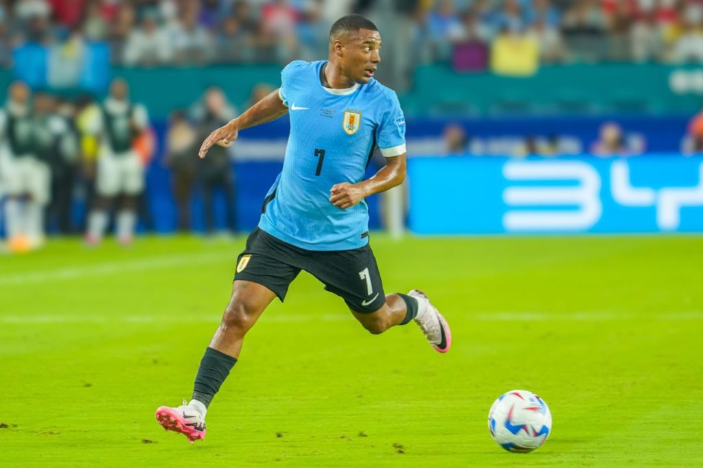 Uruguai divulga convocados com jogadores que atuam no Brasil