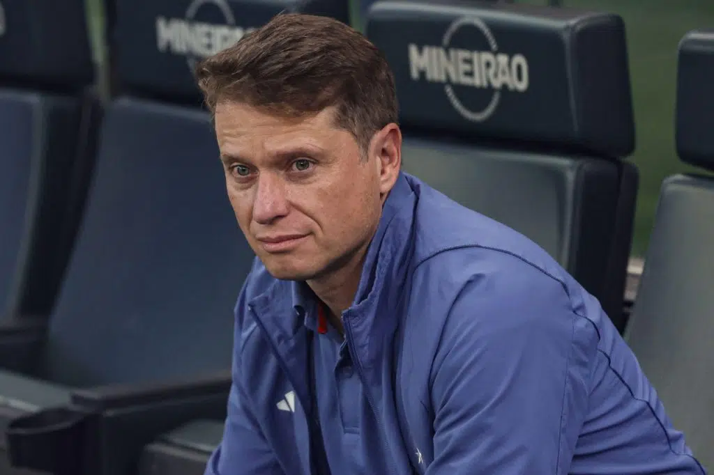 Fernando-Seabra-técnico-alamy2XRJGKF Técnico Fernando Seabra quando estava no Cruzeiro