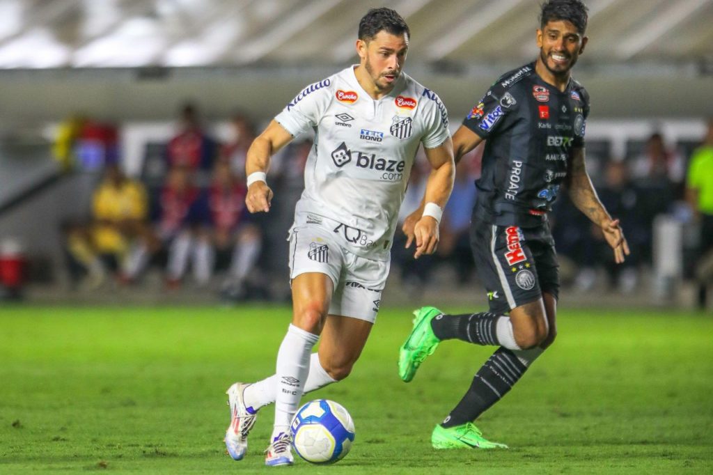 Santos deve ter mesma base titular para enfrentar o Goiás