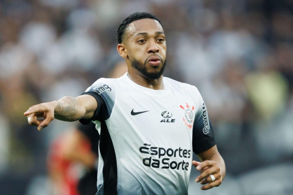 Jose-Martinez-Corinthians-jogo-alamy2Y5F9GY O volante José Martínez em jogo do Corinthians no Brasileirão