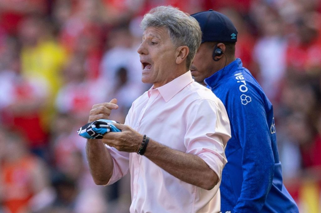 Renato-Grêmio-técnico-alamy2YBPAJ5 Técnico Renato Portaluppi no comando do Grêmio no Brasileirão