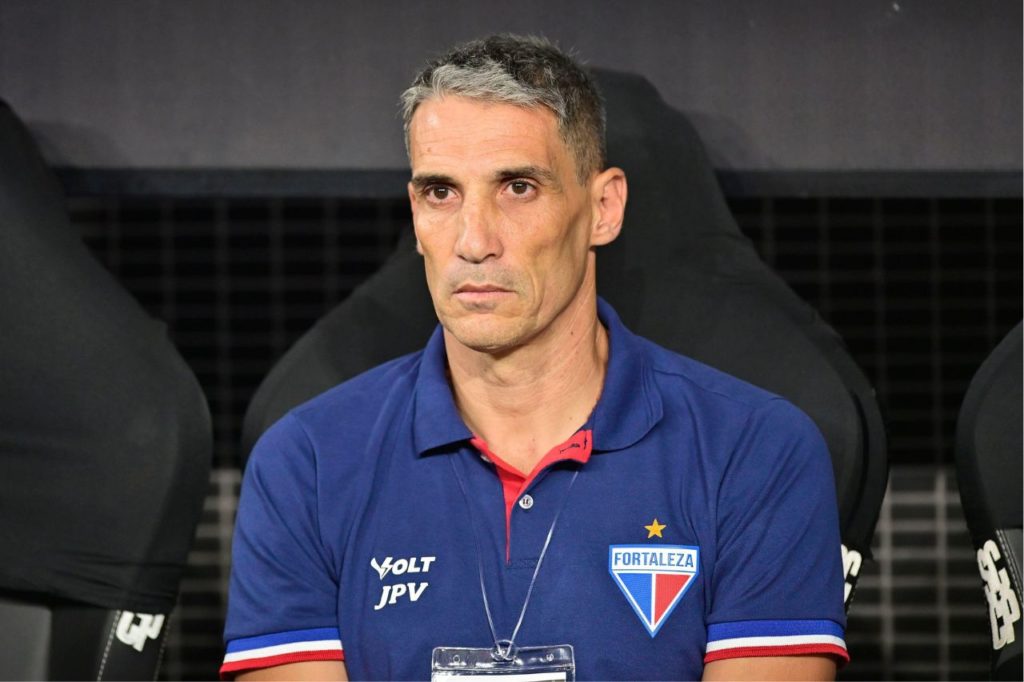 Fortaleza encerra preparação para encarar o Grêmio; veja time