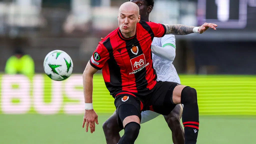 Jon Gudni Fjóluson (Vikingur Reykjavik) Vikingur Reykjavik