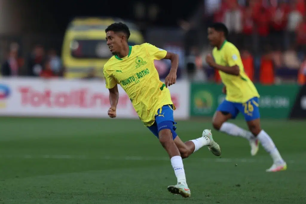 Tashreeq Matthews - Mamelodi Sundowns Tashreeq Matthews - Mamelodi Sundowns