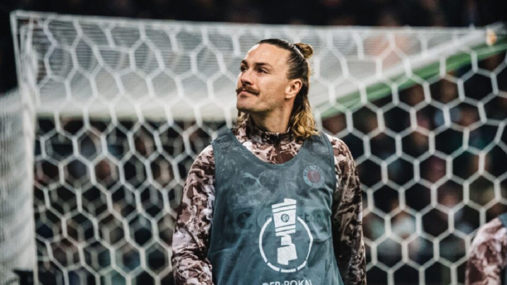 Jackson Irvine de St. Pauli Palpite St. Pauli x Heidenheim