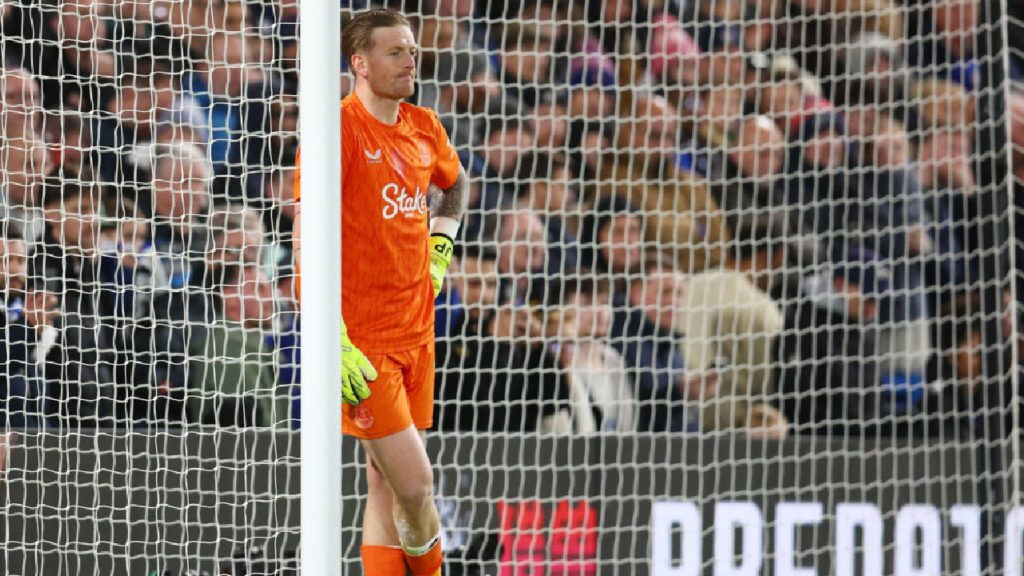 Jordan Pickford do Everton em ação Palpite Everton x Arsenal