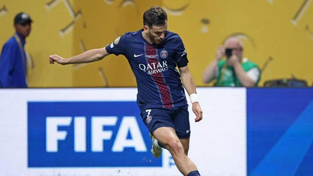 Khvicha Kvaratskhelia de PSG Palpite Athletic Bilbao x PSG