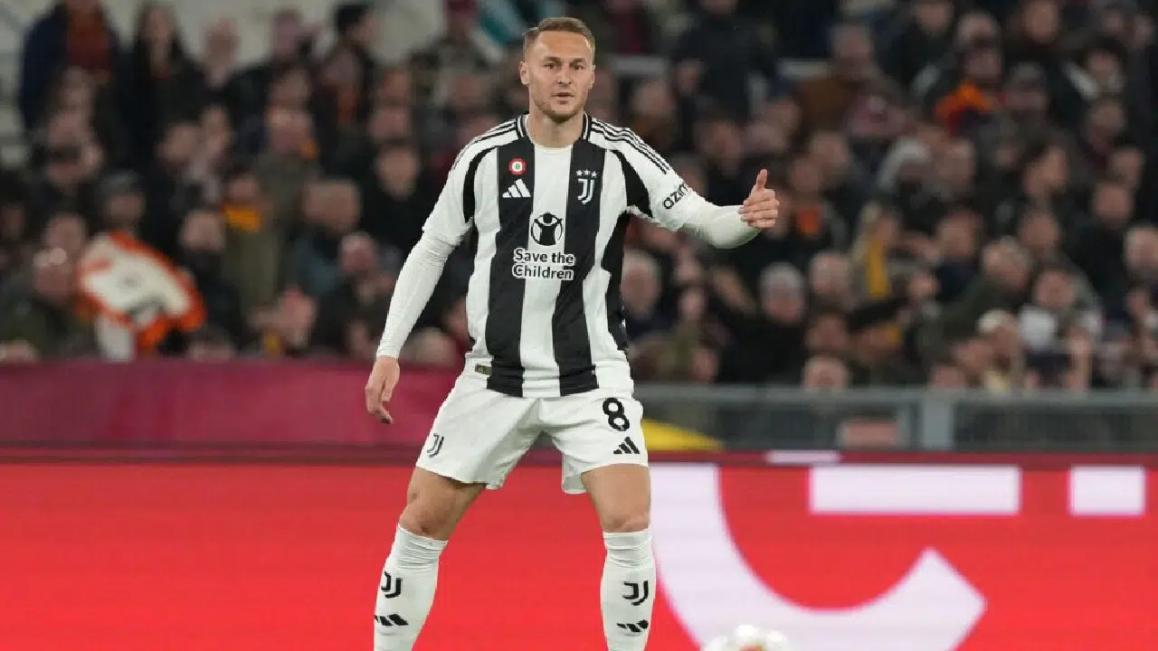 Teun Koopmeiners de Juventus Palpite Juventus x Pafos – Champions League – 10/12/2025