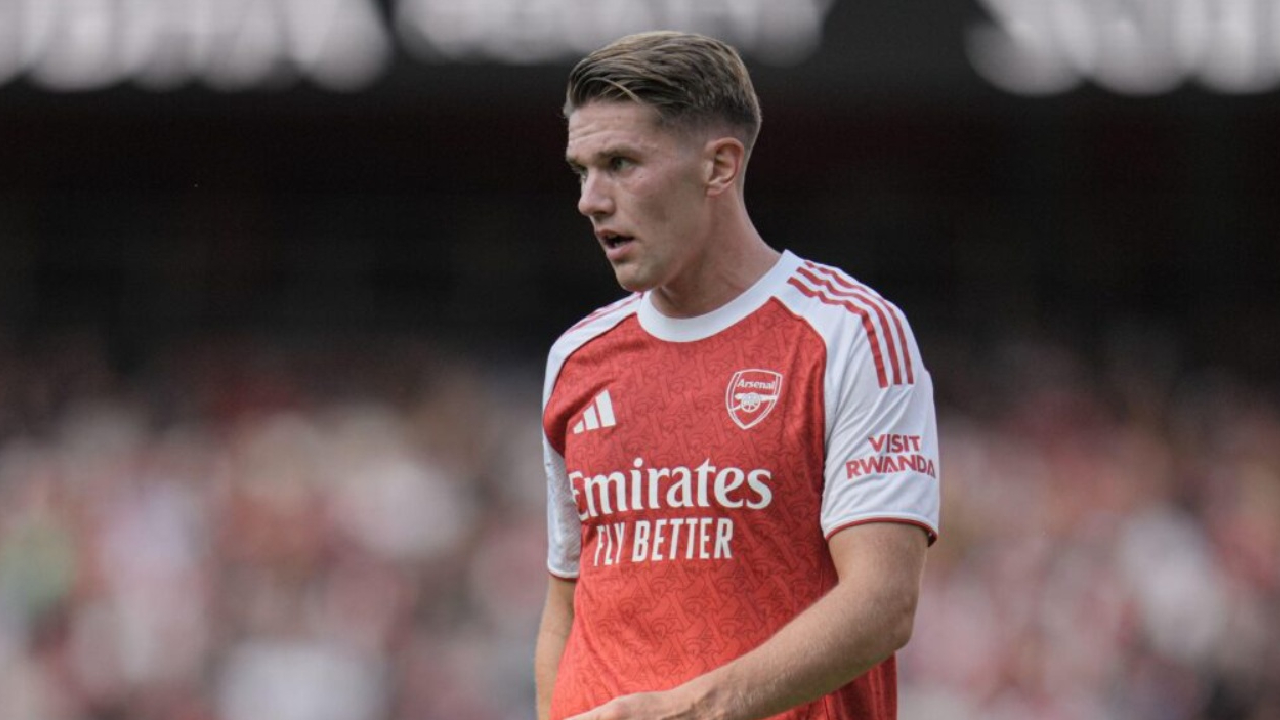 Viktor Gyokeres de Arsenal Palpite Arsenal x Crystal Palace – Copa da Liga Inglesa – 23/12/2025