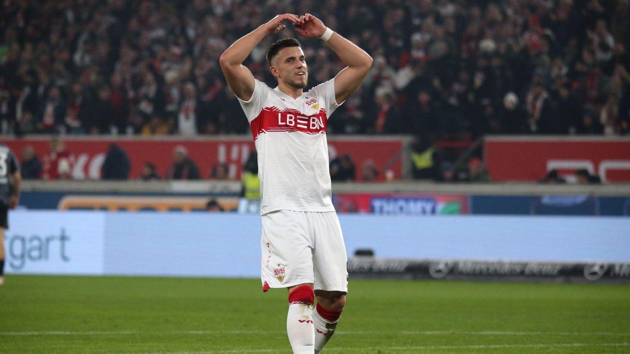 Ermedin Demirovic do Stuttgart Palpite Stuttgart x Freiburg – Bundesliga – 01/02/2026