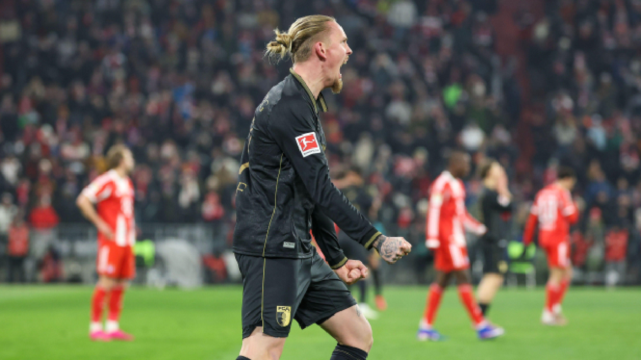 Marius Wolf do Augsburg Palpite Augsburg x St. Pauli – Bundesliga – 31/01/2026