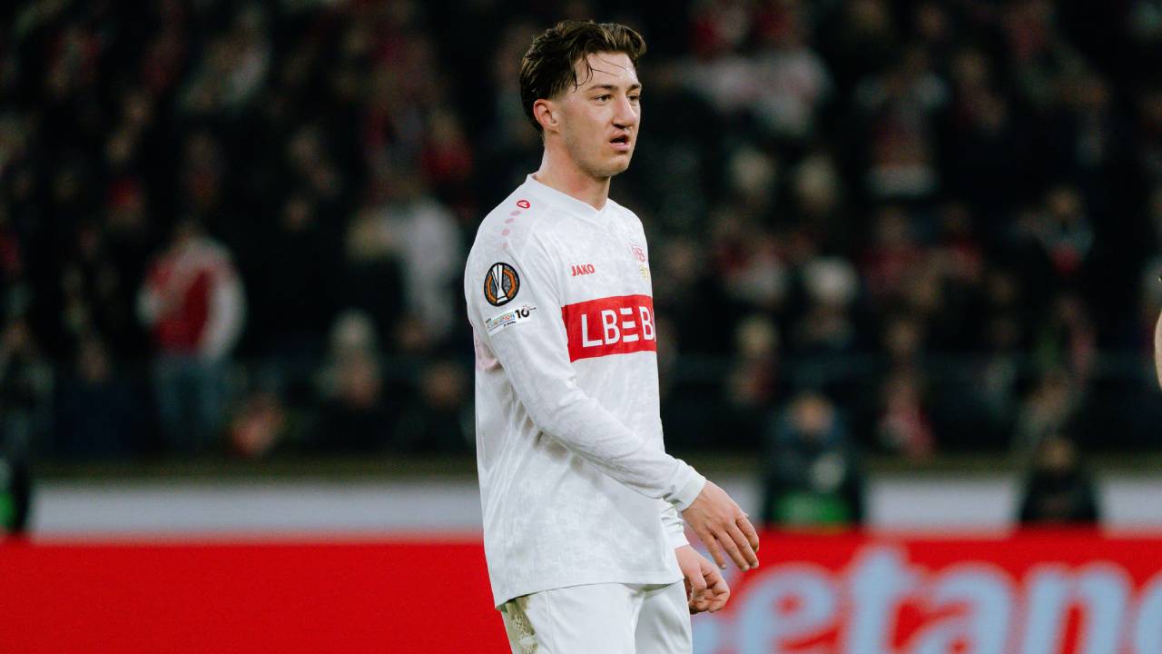 Angelo Stiller do Stuttgart Palpite Stuttgart x Celtic – Europa League – 26/02/2026