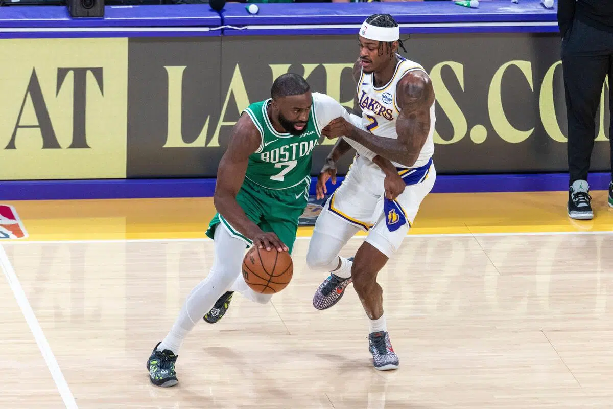 Palpite Phoenix Suns x Boston Celtics - NBA - 24/02/2026 Palpite Phoenix Suns x Boston Celtics – NBA – 24/02/2026