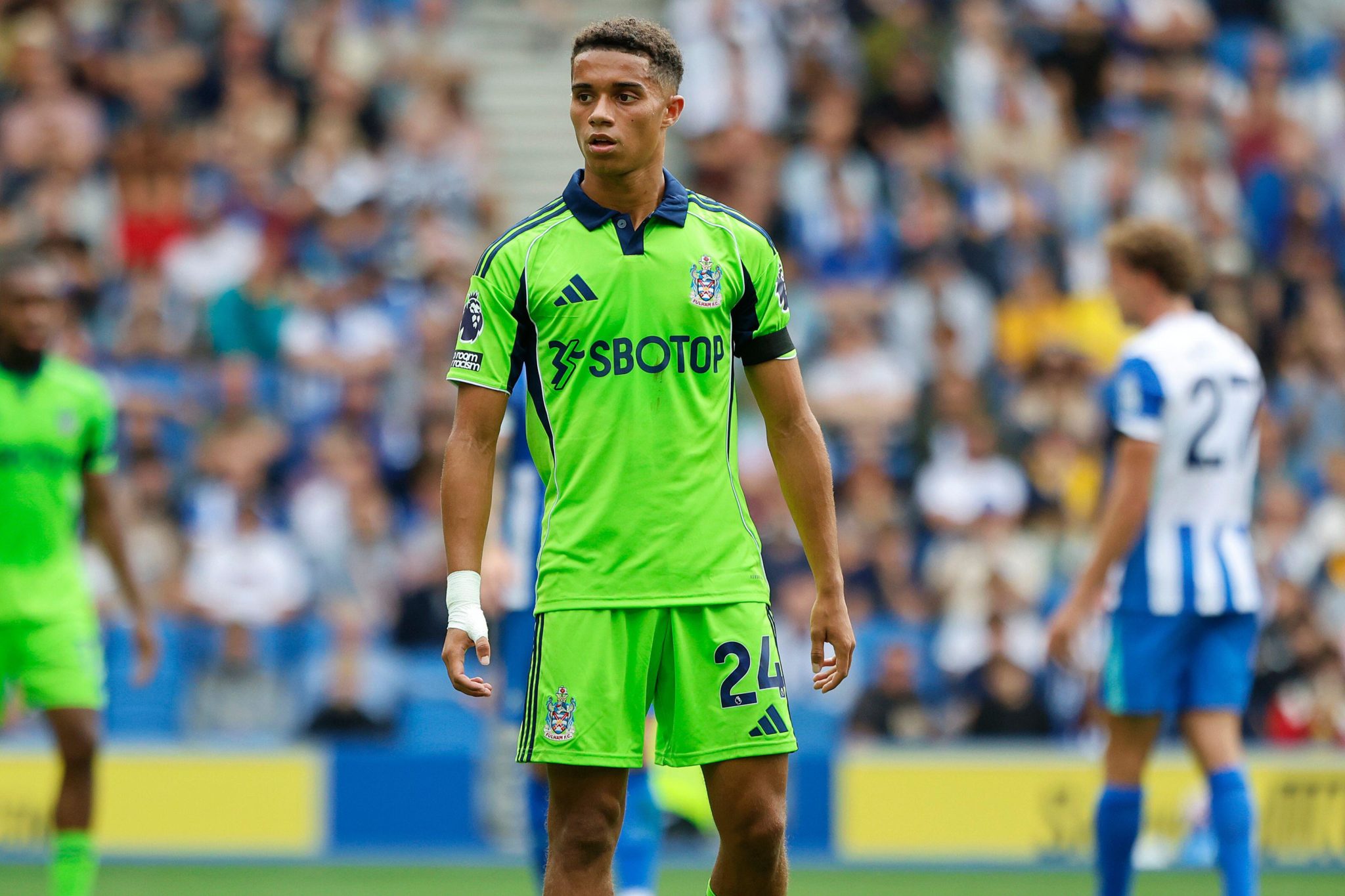 Josh King in action for Fulham FC at the AMEX Stadium in Brighton Palpite Fulham x Everton – Premier League – 07/02/2026
