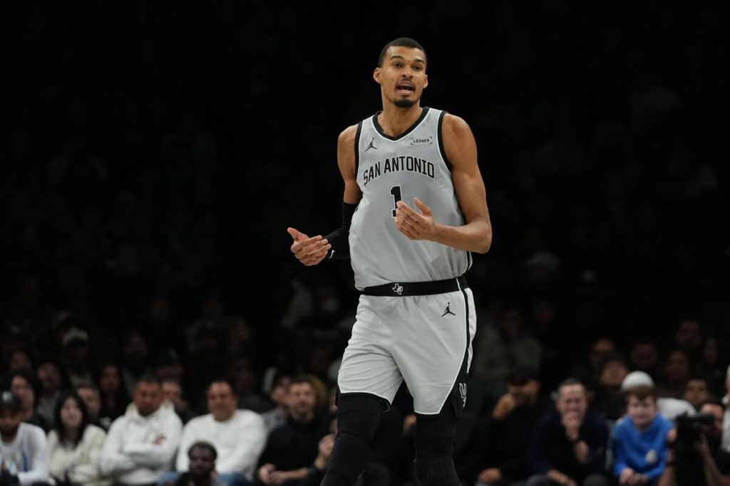 Palpite New York Knicks x San Antonio Spurs - NBA - 01/03/2026 Palpite New York Knicks x San Antonio Spurs - NBA - 01/03/2026