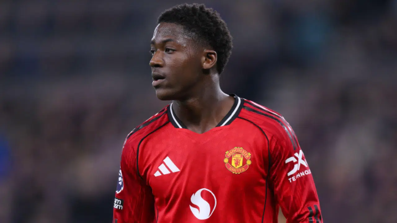Kobbie Mainoo do Manchester United Palpite Manchester United x Crystal Palace – Premier League – 01/03/2026