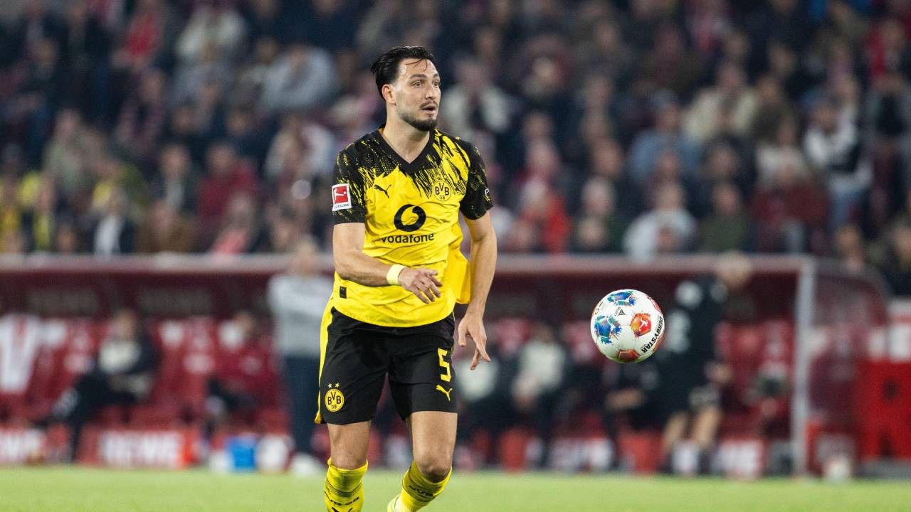 Ramy Bensebaini do Borussia Dortmund Palpite Borussia Dortmund x Hamburgo – Bundesliga – 21/03/2026