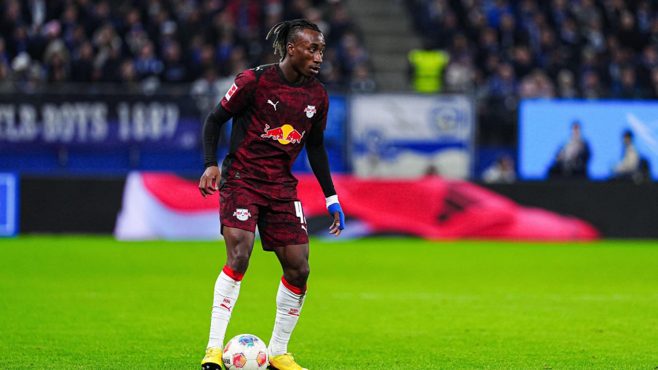 Yan Diomande do RB Leipzig Palpite Leipzig x Augsburg – Bundesliga – 07/03/2026
