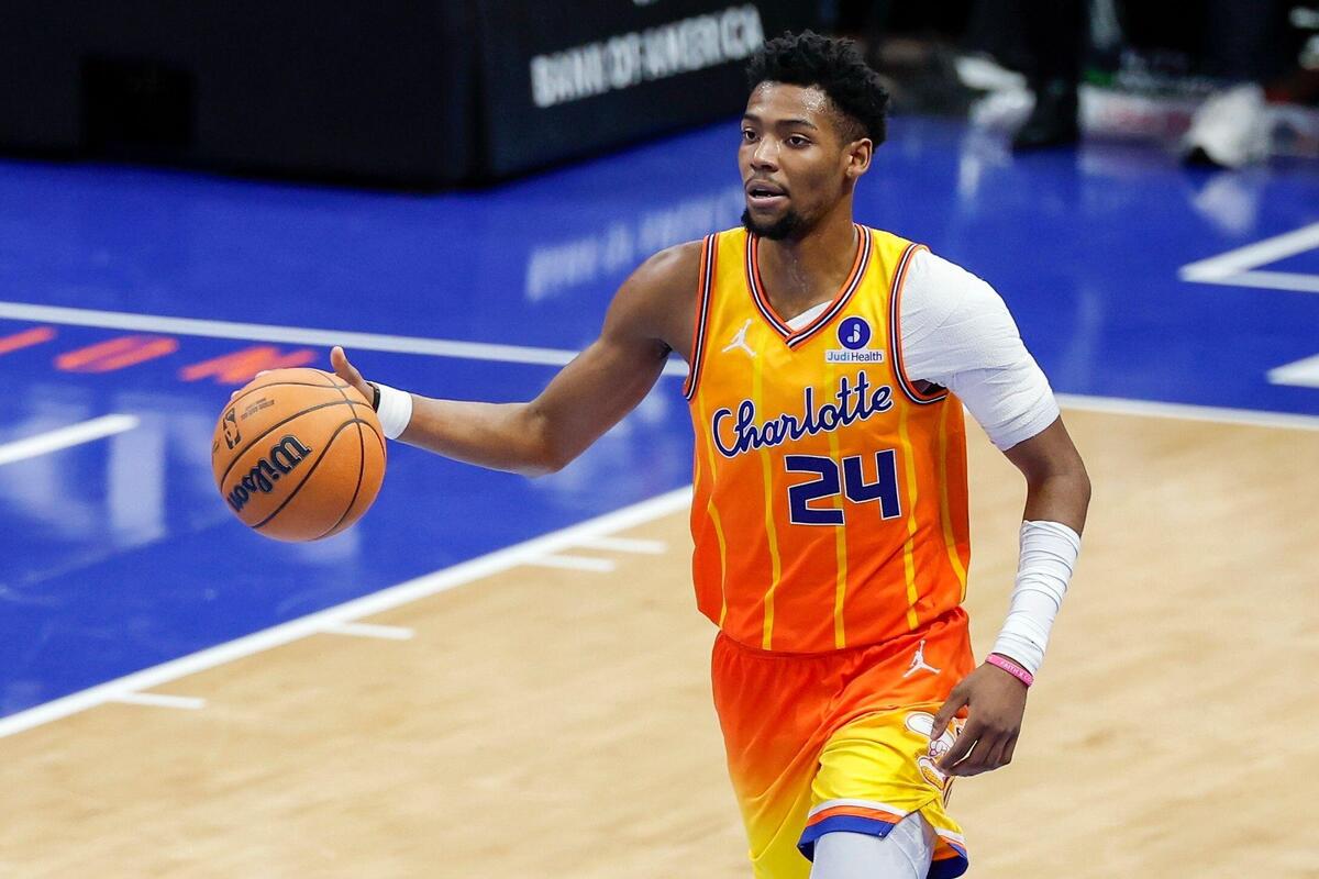 Palpite Phoenix Suns x Charlotte Hornets - NBA - 08/03/2026 Palpite Phoenix Suns x Charlotte Hornets – NBA – 08/03/2026