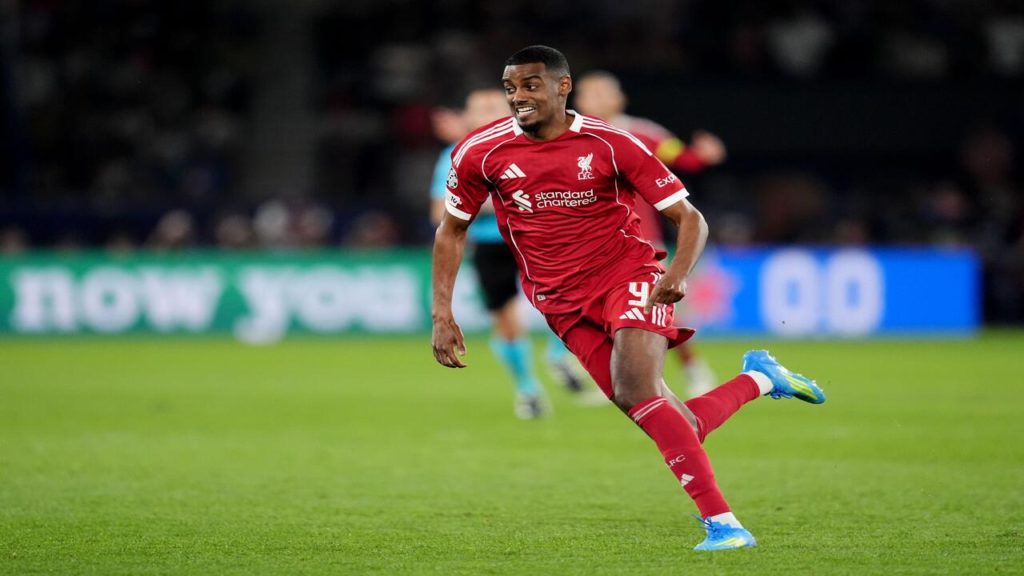 Alexander Isak do Liverpool Palpite Liverpool x Fulham