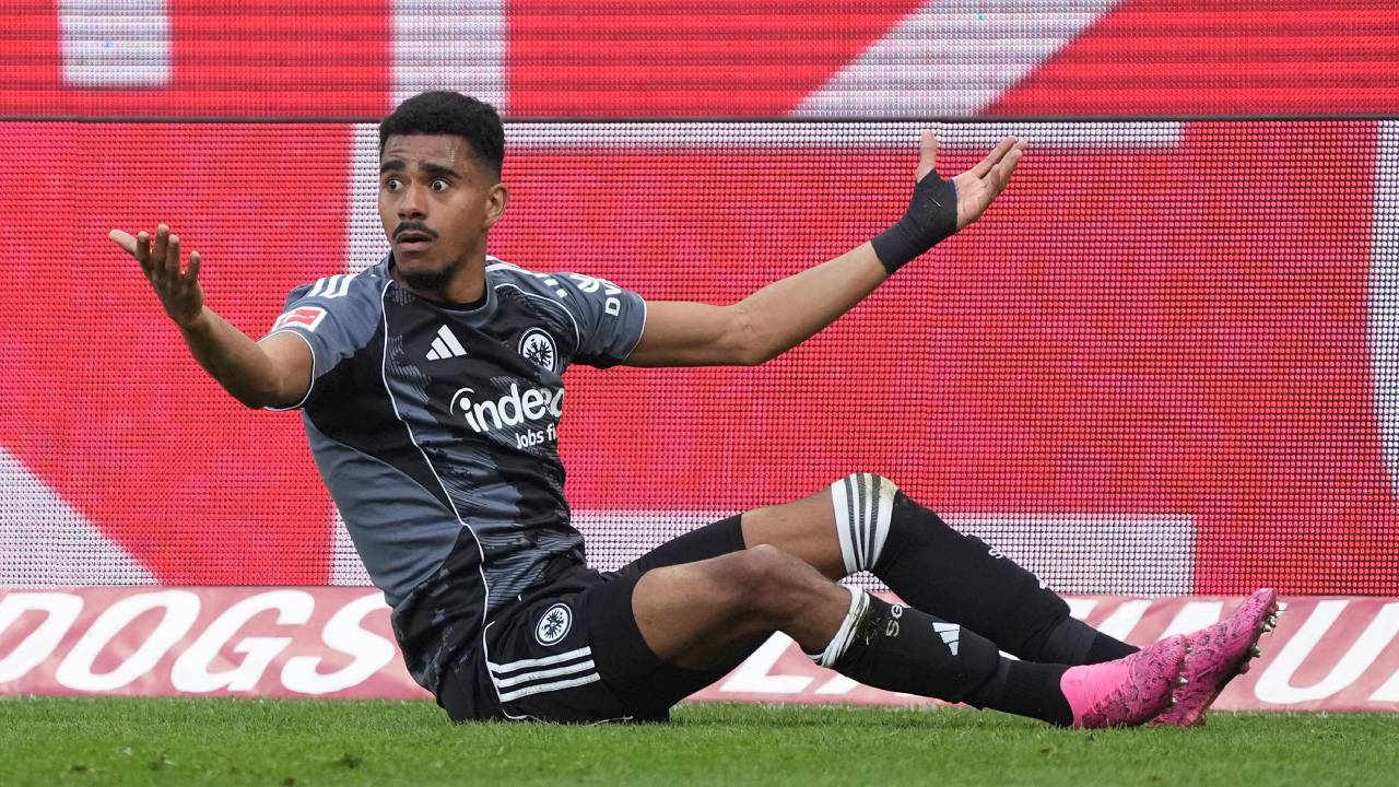 Ansgar Knauff do Eintracht Frankfurt Palpite Augsburg x Eintracht Frankfurt – Bundesliga – 25/04/2026